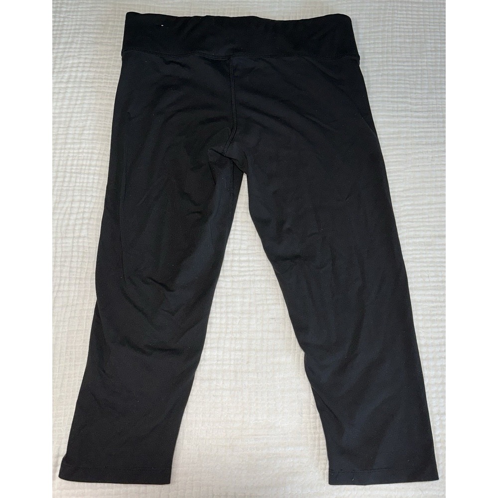 Victoria Secret Pink Black Cropped Leggings ‎  30" Waist